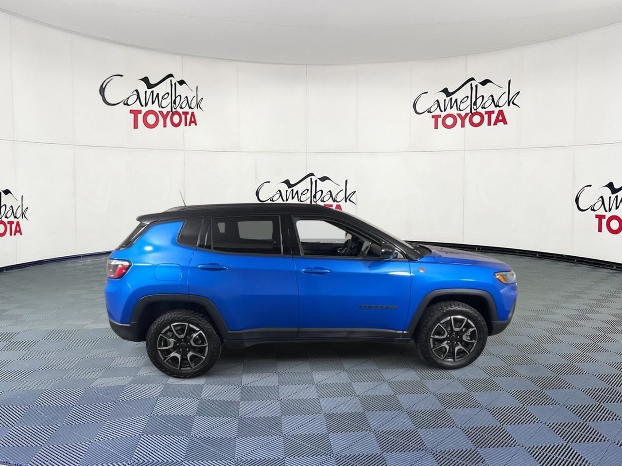 Used 2025 Jeep