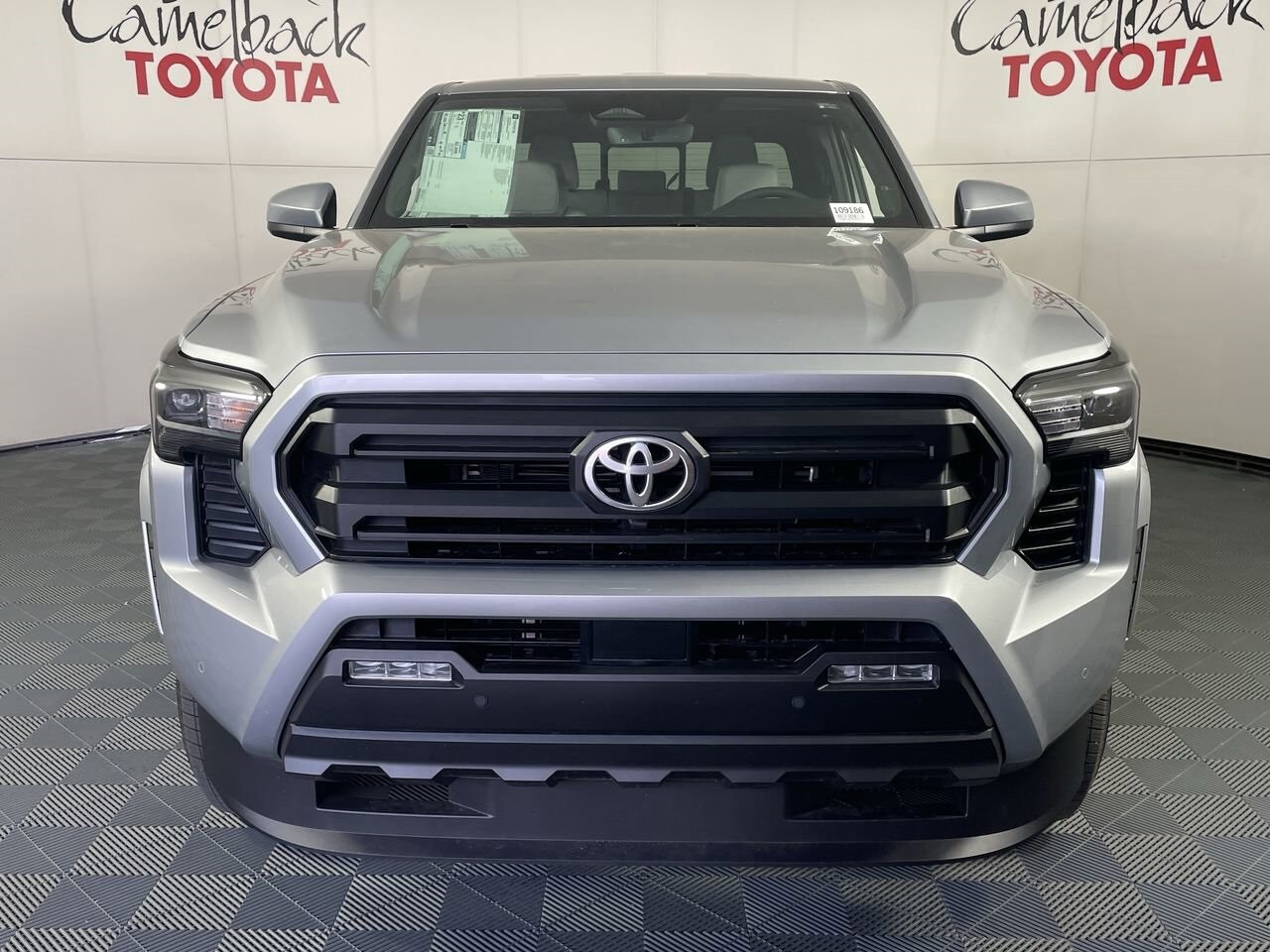 2025 Toyota Tacoma SR5 photo 2