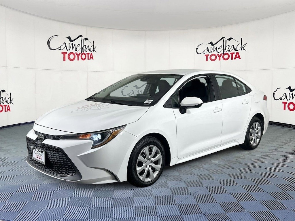 Used 2021 Toyota Corolla LE Sedan