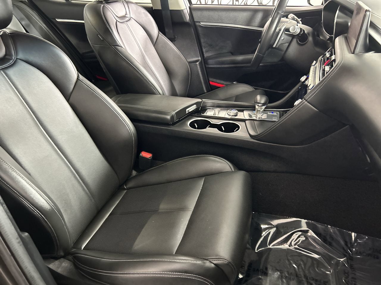 2025 GENESIS G70 Standard - Photo 25