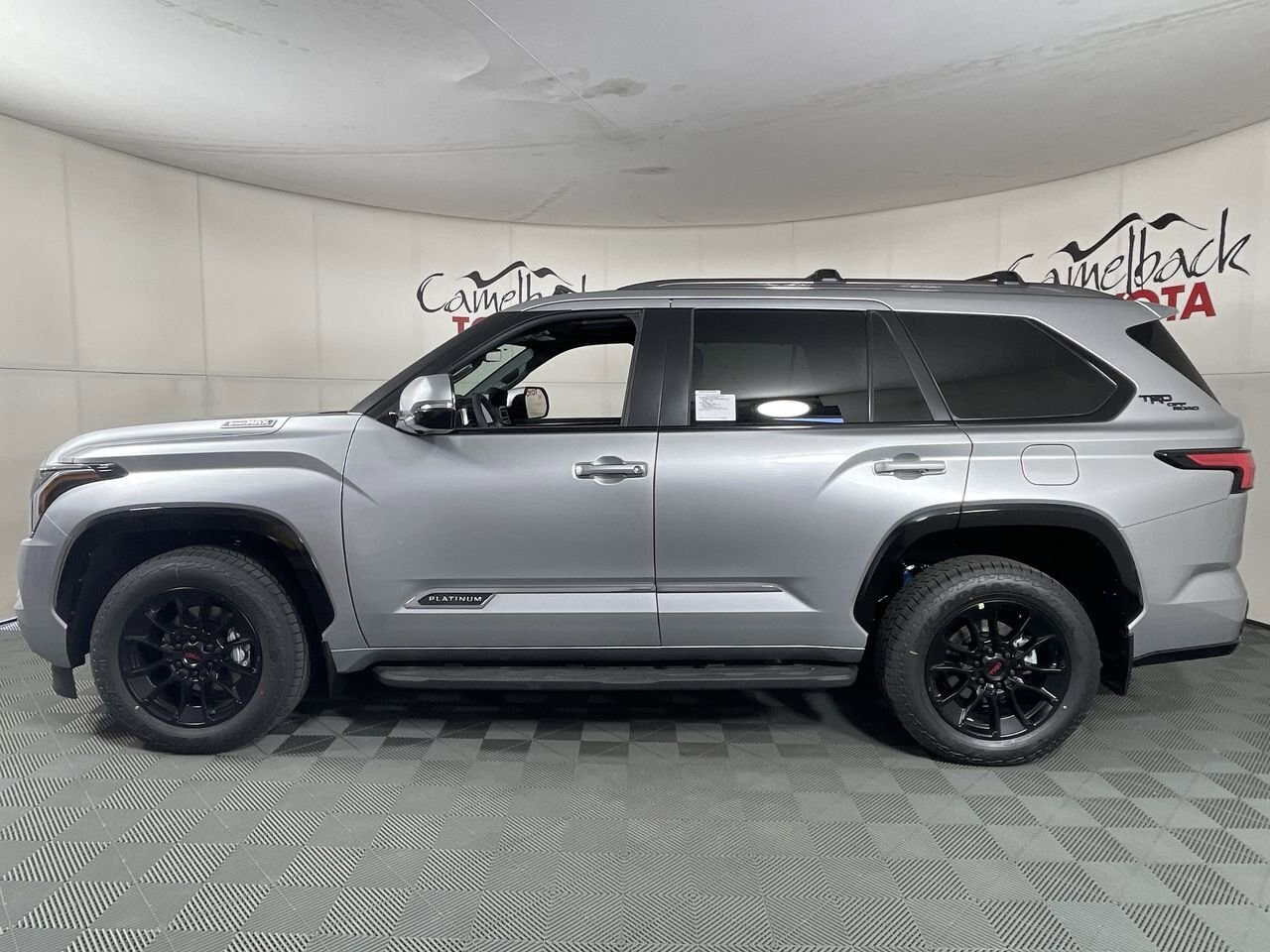 2026 Toyota Sequoia Platinum photo 4