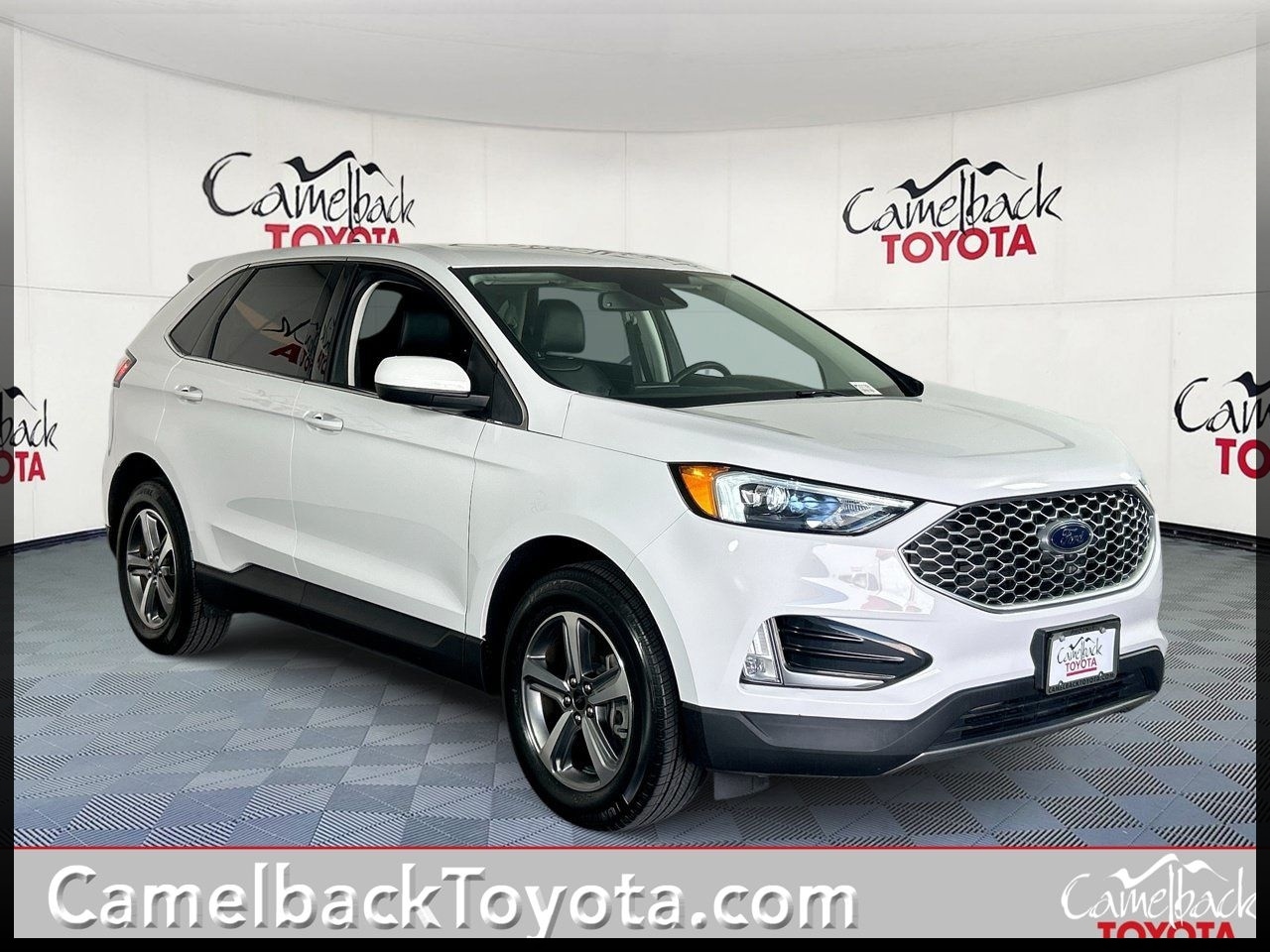 2023 Ford Edge