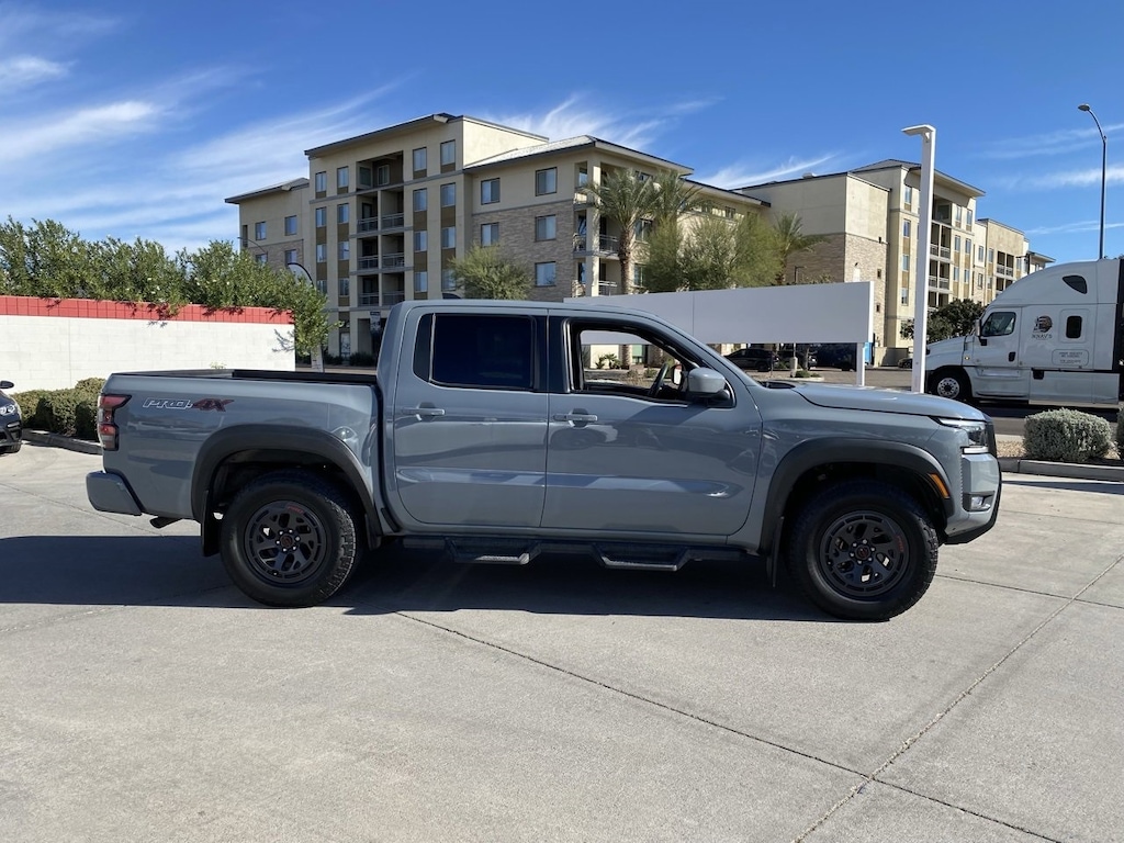 Used 2025 Nissan Frontier PRO-4X Truck Crew Cab