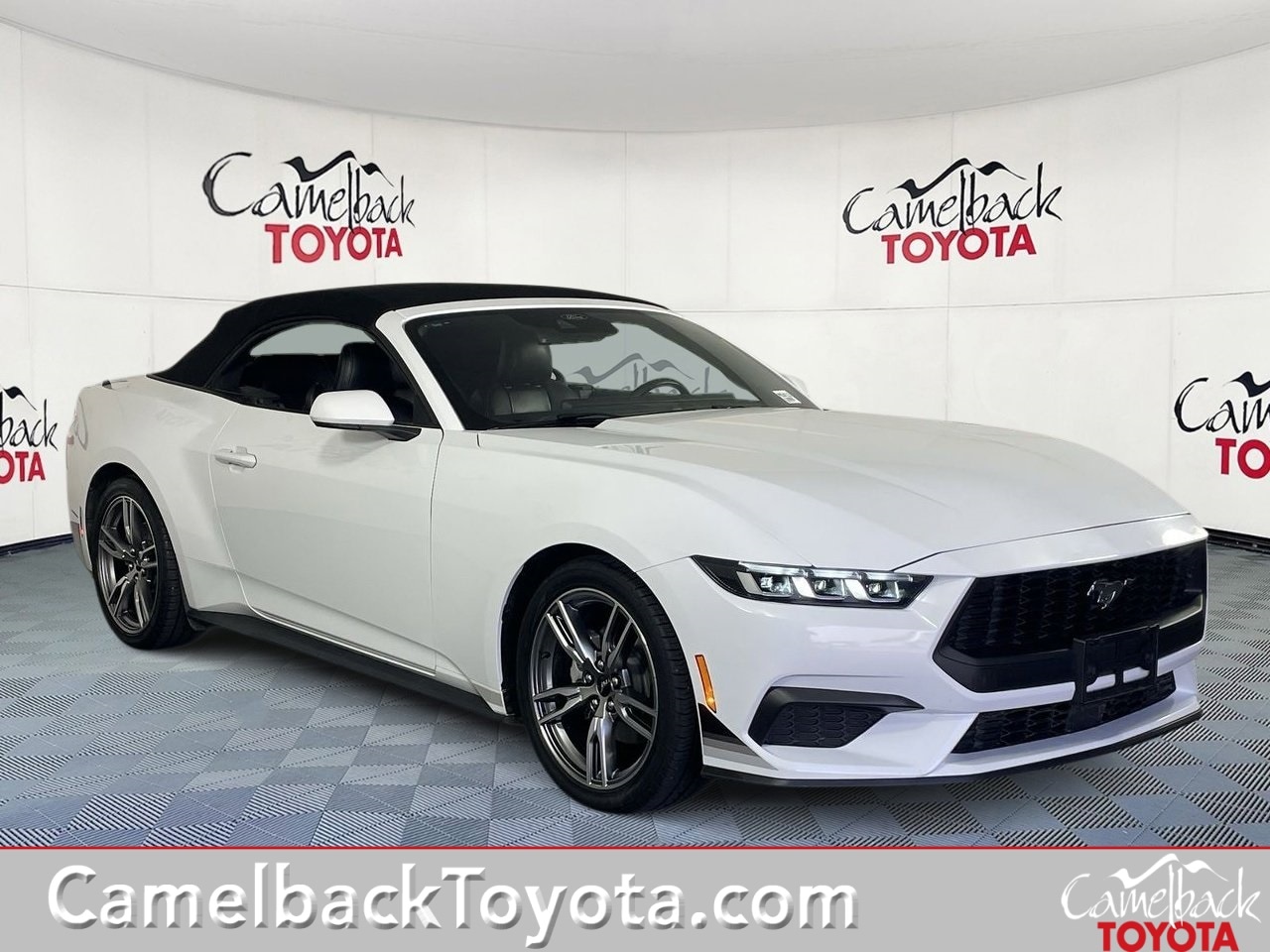 2024 Ford Mustang EcoBoost Premium's photo