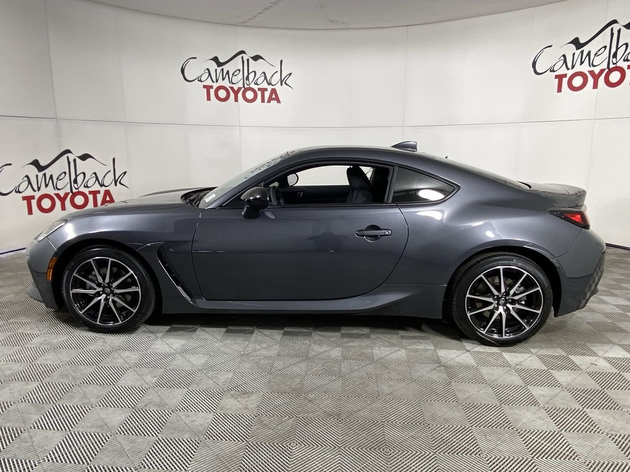 2025 Toyota GR86 photo 4