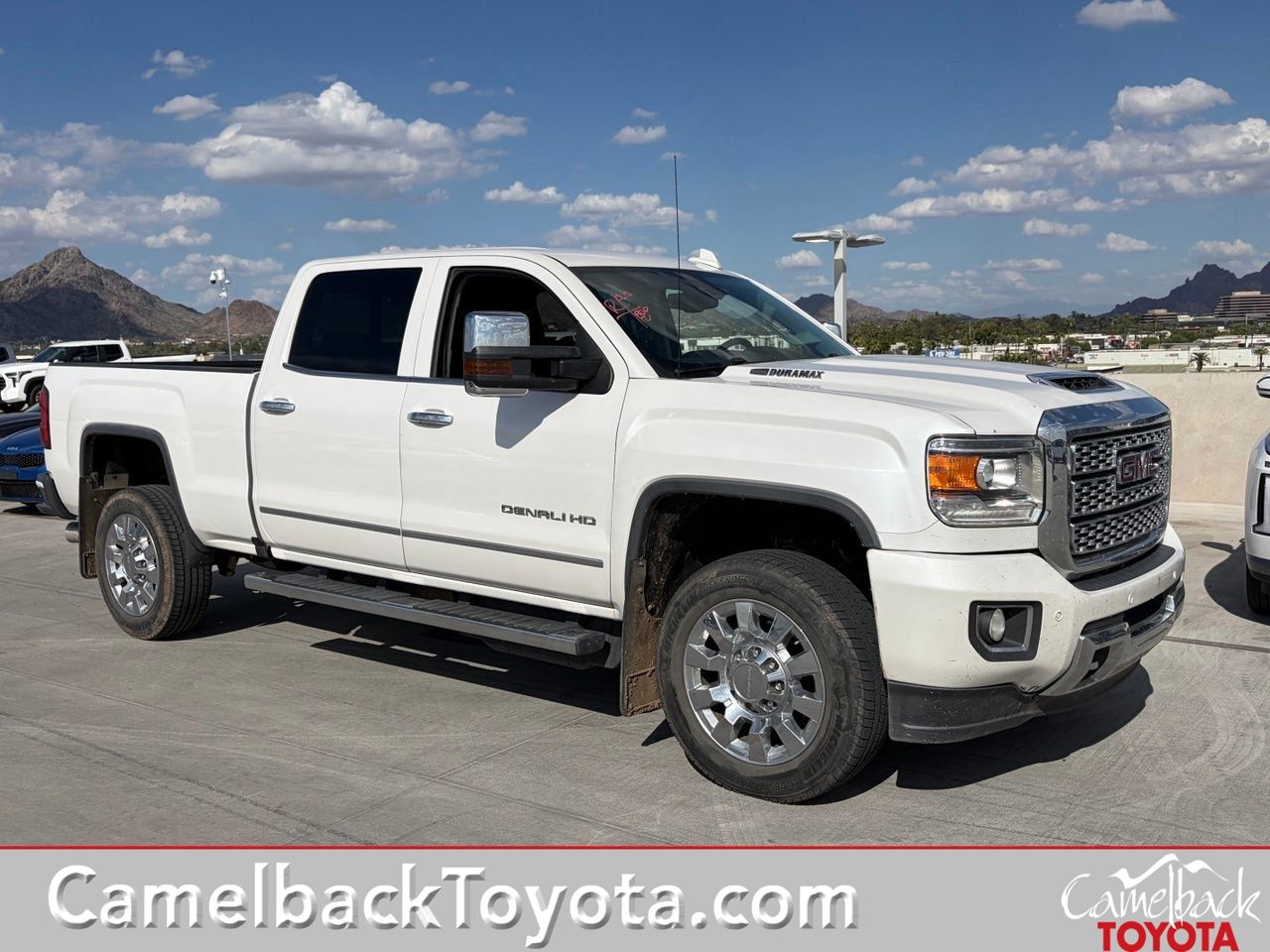 White Frost Tricoat 2019 GMC Sierra 2500HD Pickup Truck Four-Wheel Drive 6-Speed Automatic