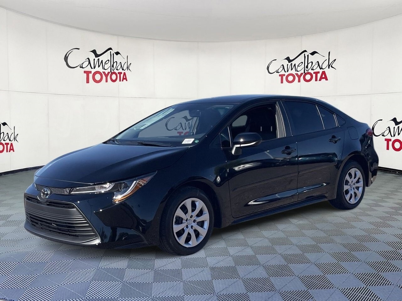 2026 Toyota Corolla LE photo 4
