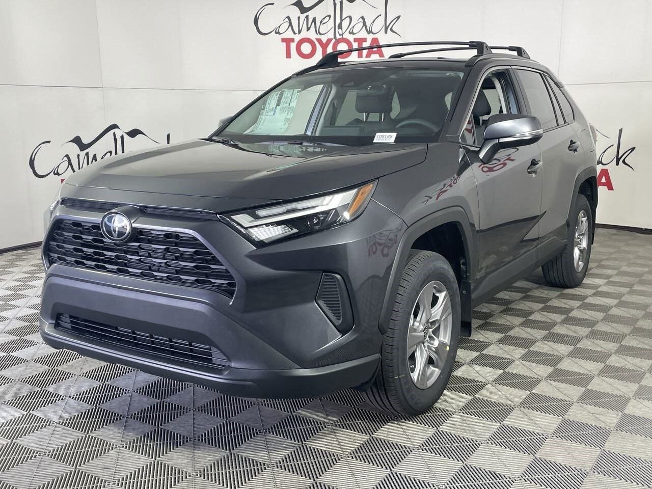 2025 Toyota RAV4 XLE photo 2