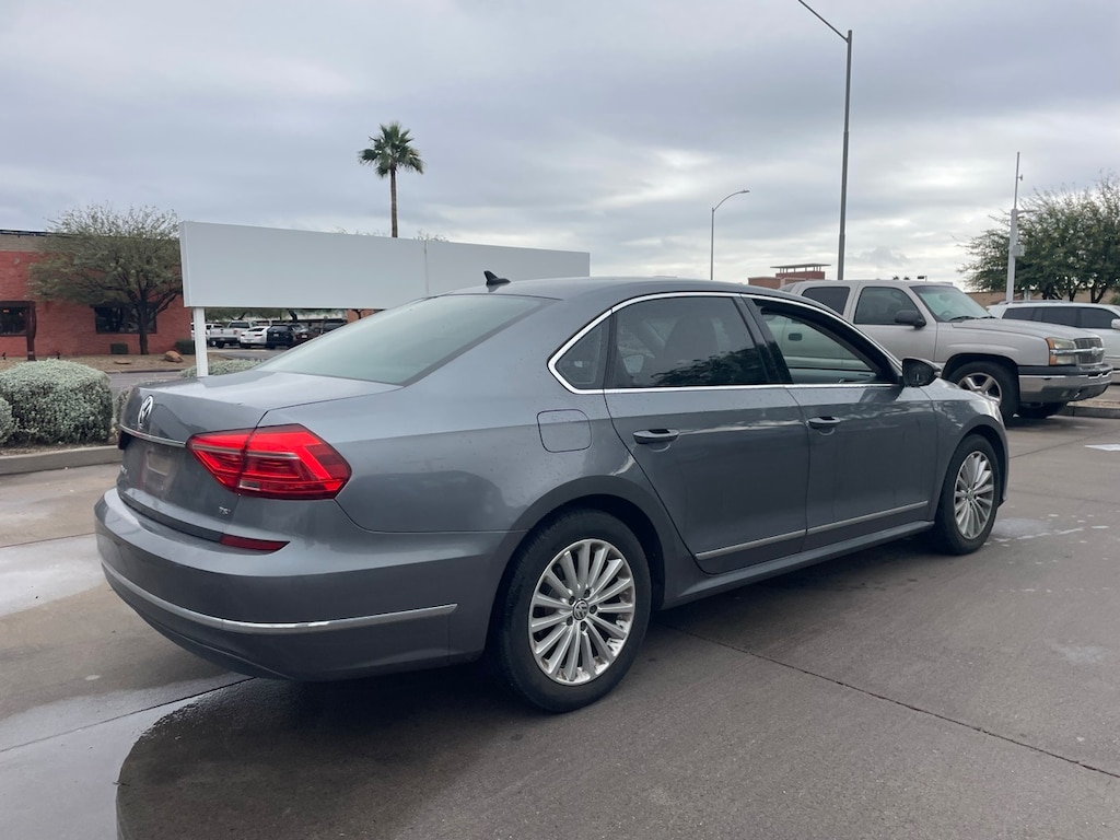 Used 2016 Volkswagen Passat 1.8T SE Sedan