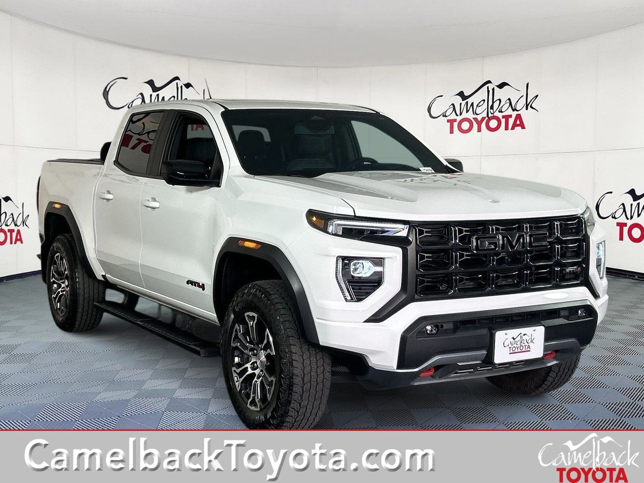 2024 GMC Canyon 4WD AT4 Crew Cab Short Box's photo