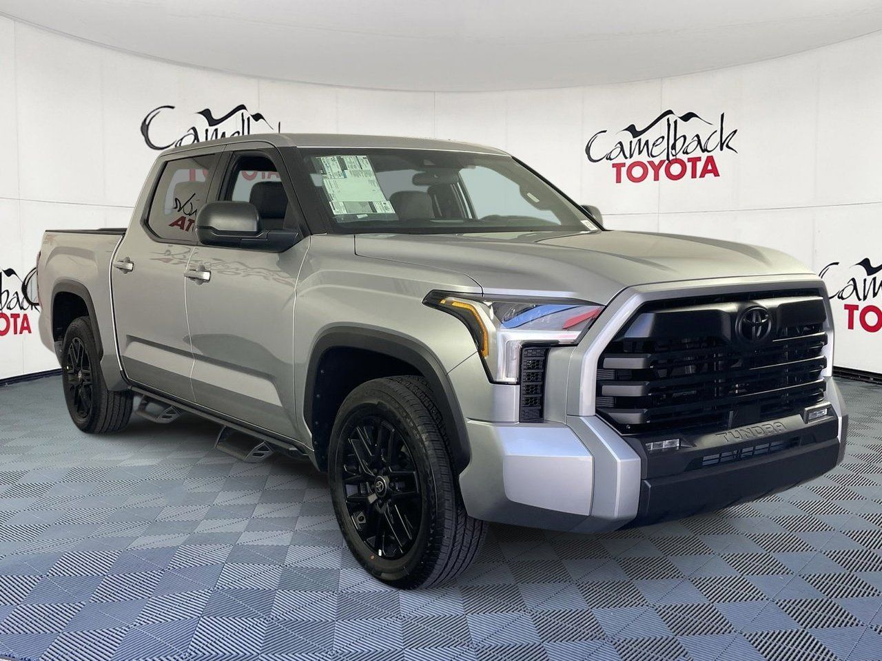 View vehicle photo 3