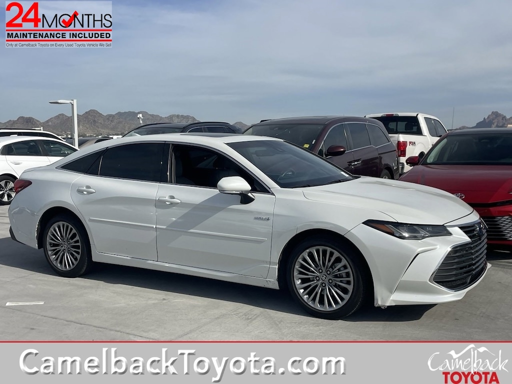 Used 2021 Toyota Avalon Hybrid Limited Sedan