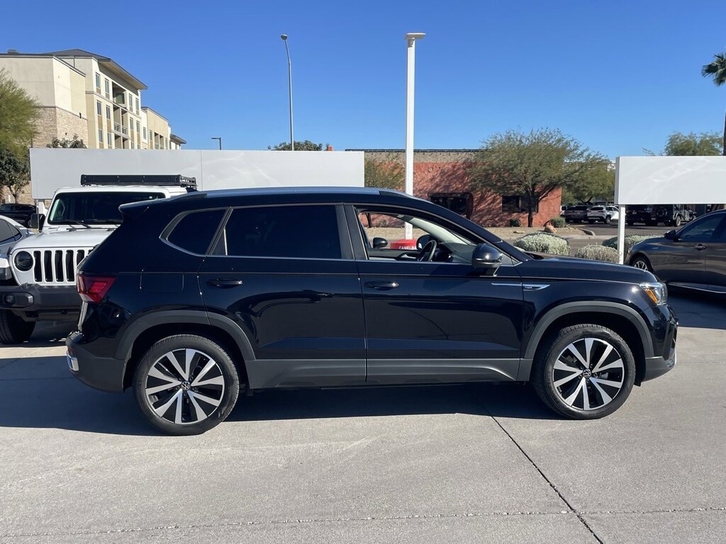 Used 2024 Volkswagen Taos 1.5T SE SUV