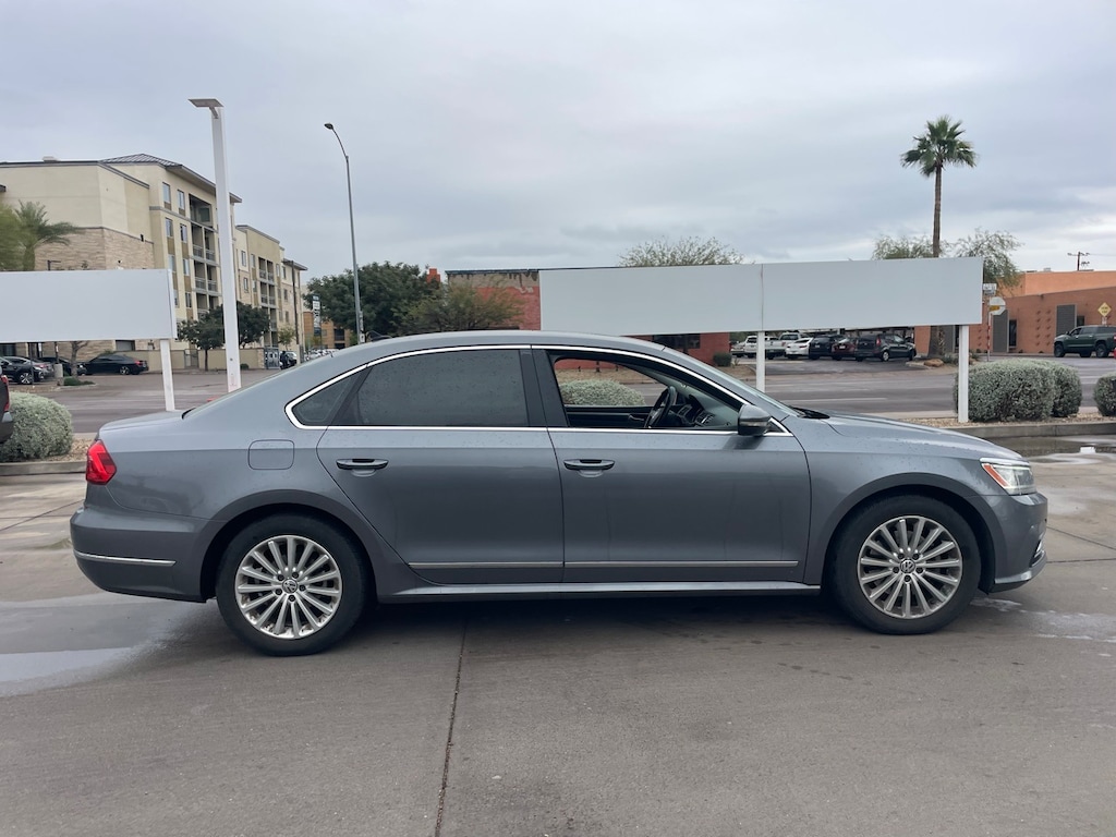 Used 2016 Volkswagen Passat 1.8T SE Sedan