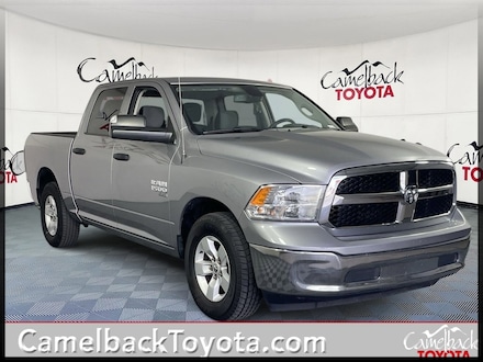 2023 Ram 1500 Classic SLT Truck Crew Cab