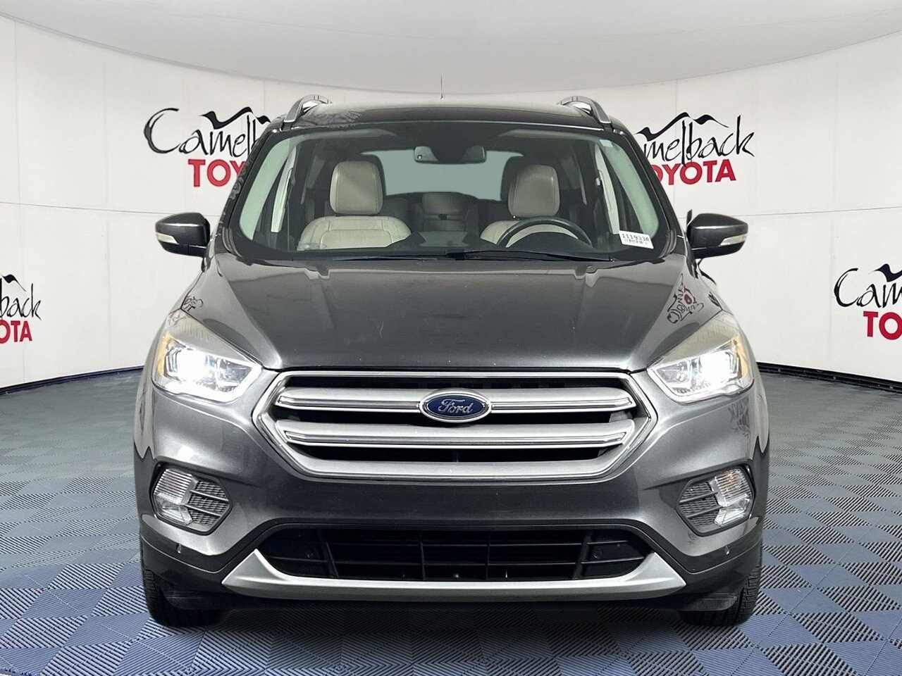 2019 Ford Escape Titanium photo 3