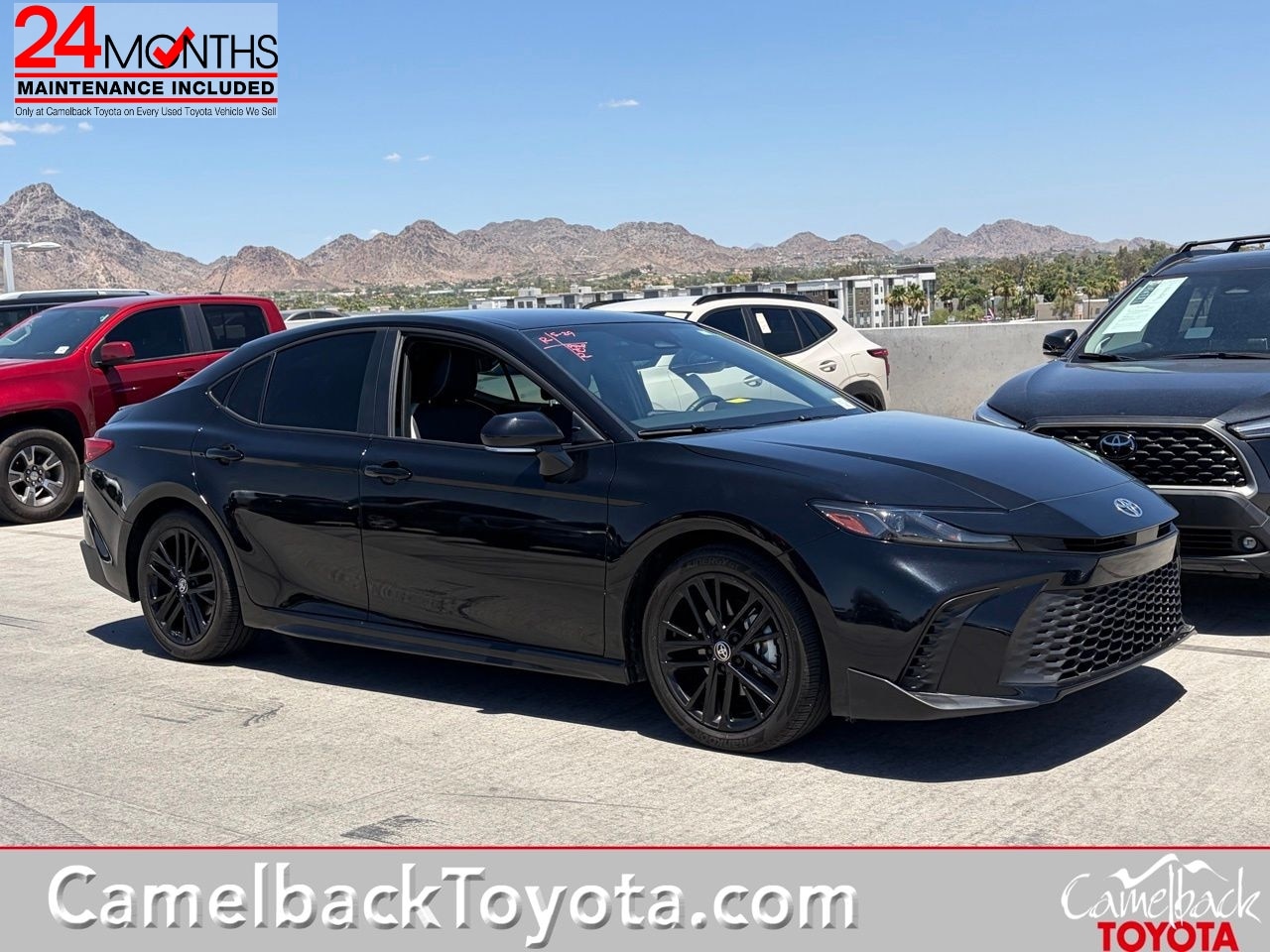 2025 Toyota Camry SE Hybrid's photo