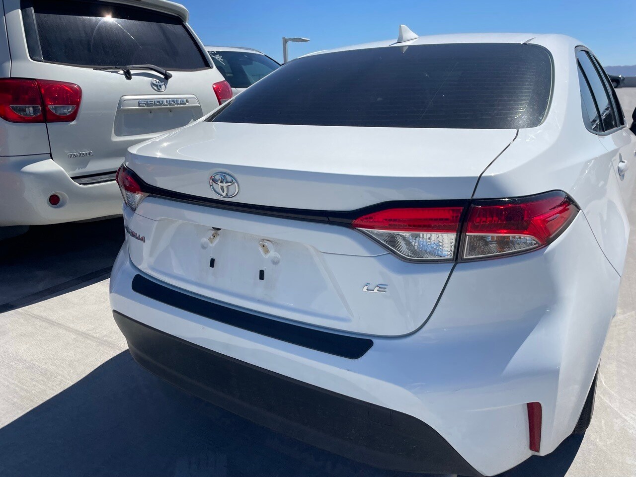 2023 Toyota Corolla SE XLE photo 3