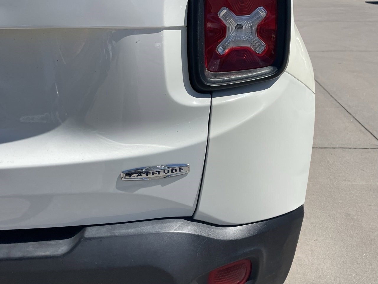 2020 Jeep Renegade Latitude photo 4