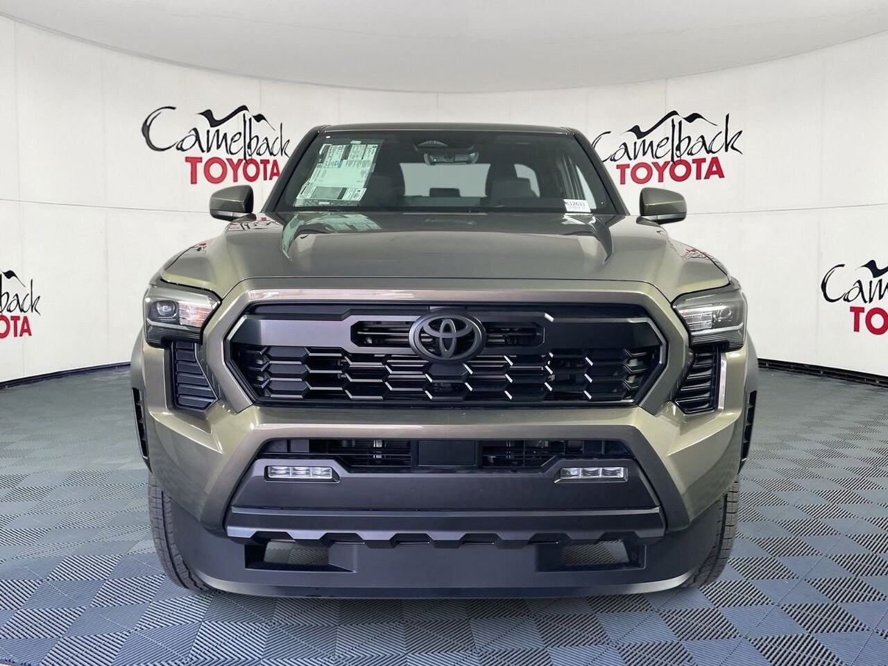 2025 Toyota Tacoma TRD photo 3