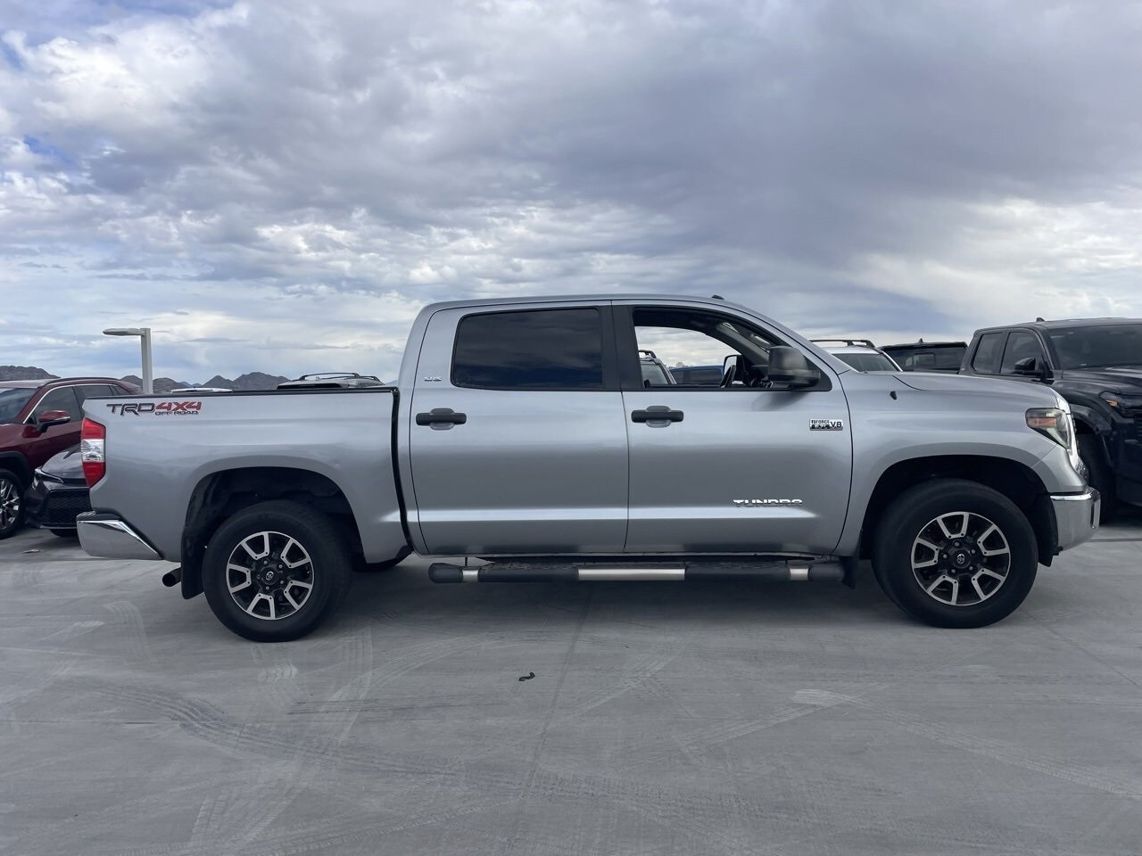 2019 Toyota Tundra SR5 Grade photo 3