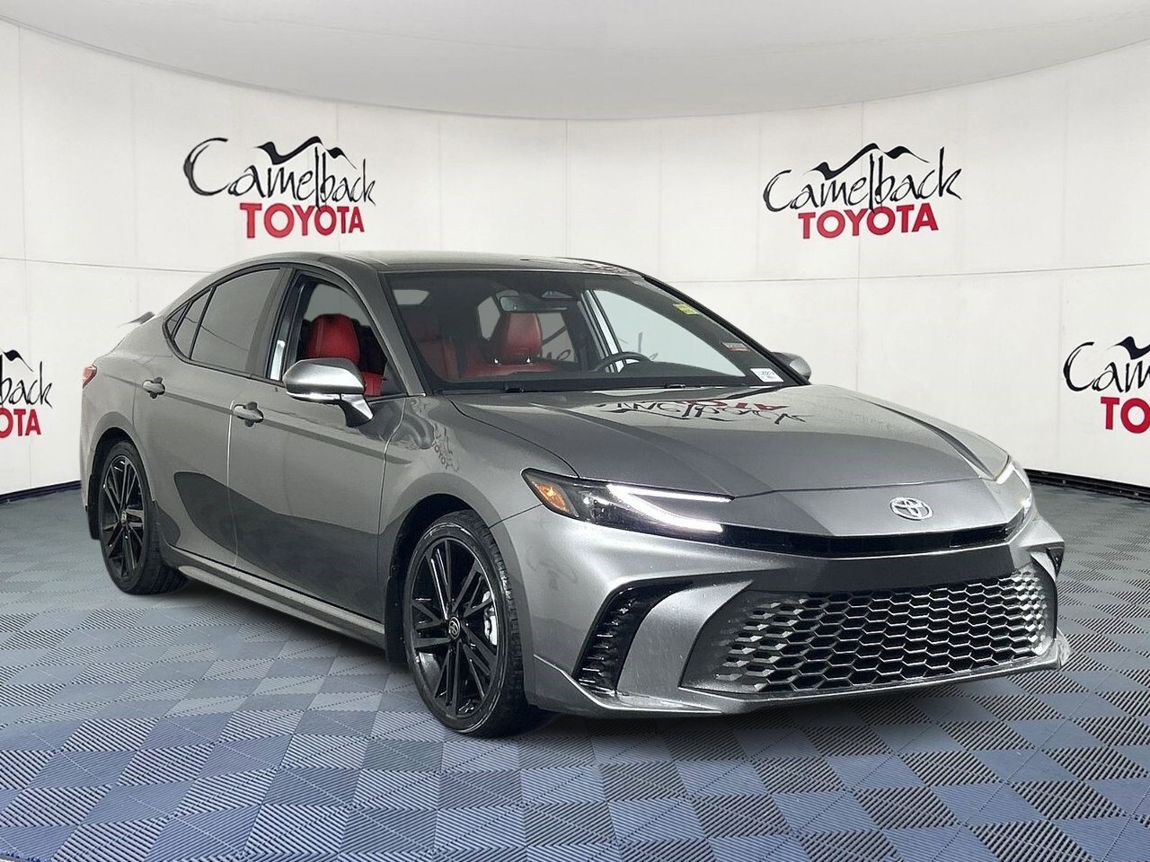 2025 Toyota Camry XSE photo 3