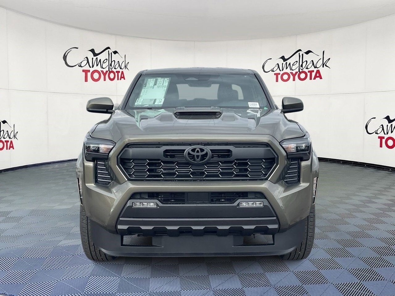 2025 Toyota Tacoma TRD Sport photo 2