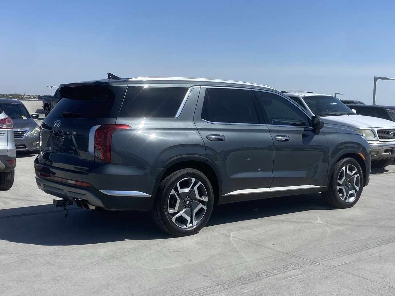 Used 2023 Hyundai Palisade Limited with VIN KM8R54GE2PU508793 for sale in Phoenix, AZ