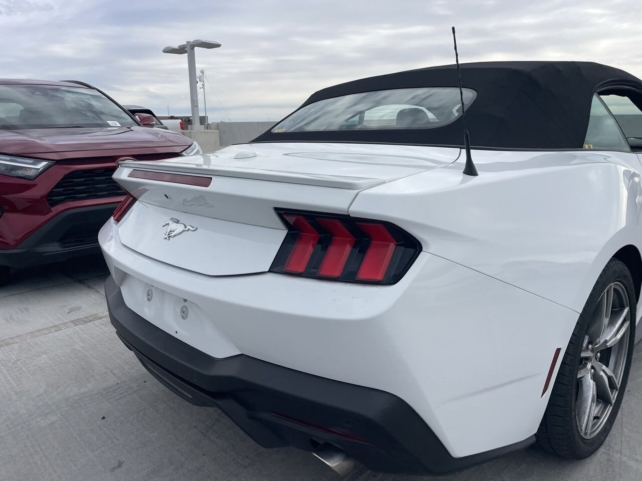 2024 Ford Mustang EcoBoost Premium Convertible photo 4