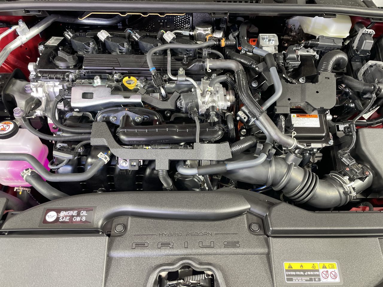 2026 Toyota Prius Limited - Photo 10