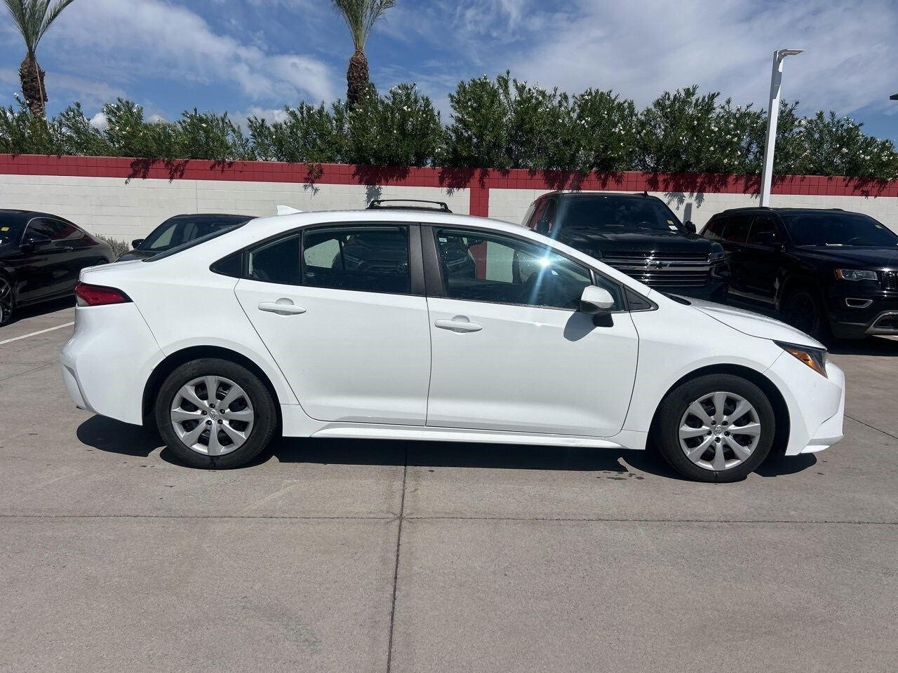 2024 Toyota Corolla LE photo 3