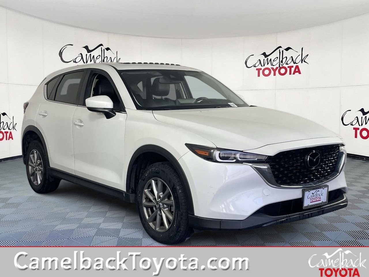 2023 Mazda CX-5 S Preferred package