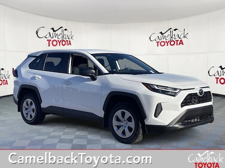 2025 Toyota RAV4 LE SUV
