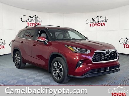 2025 Toyota Highlander XLE SUV