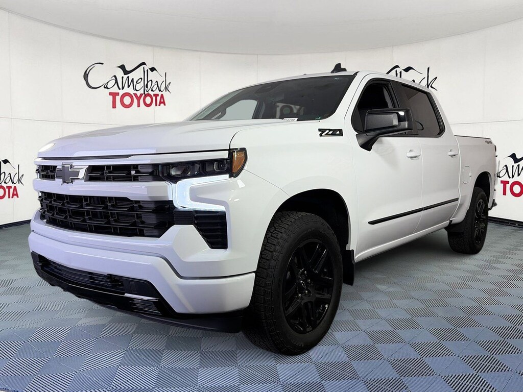 Used 2025 Chevrolet