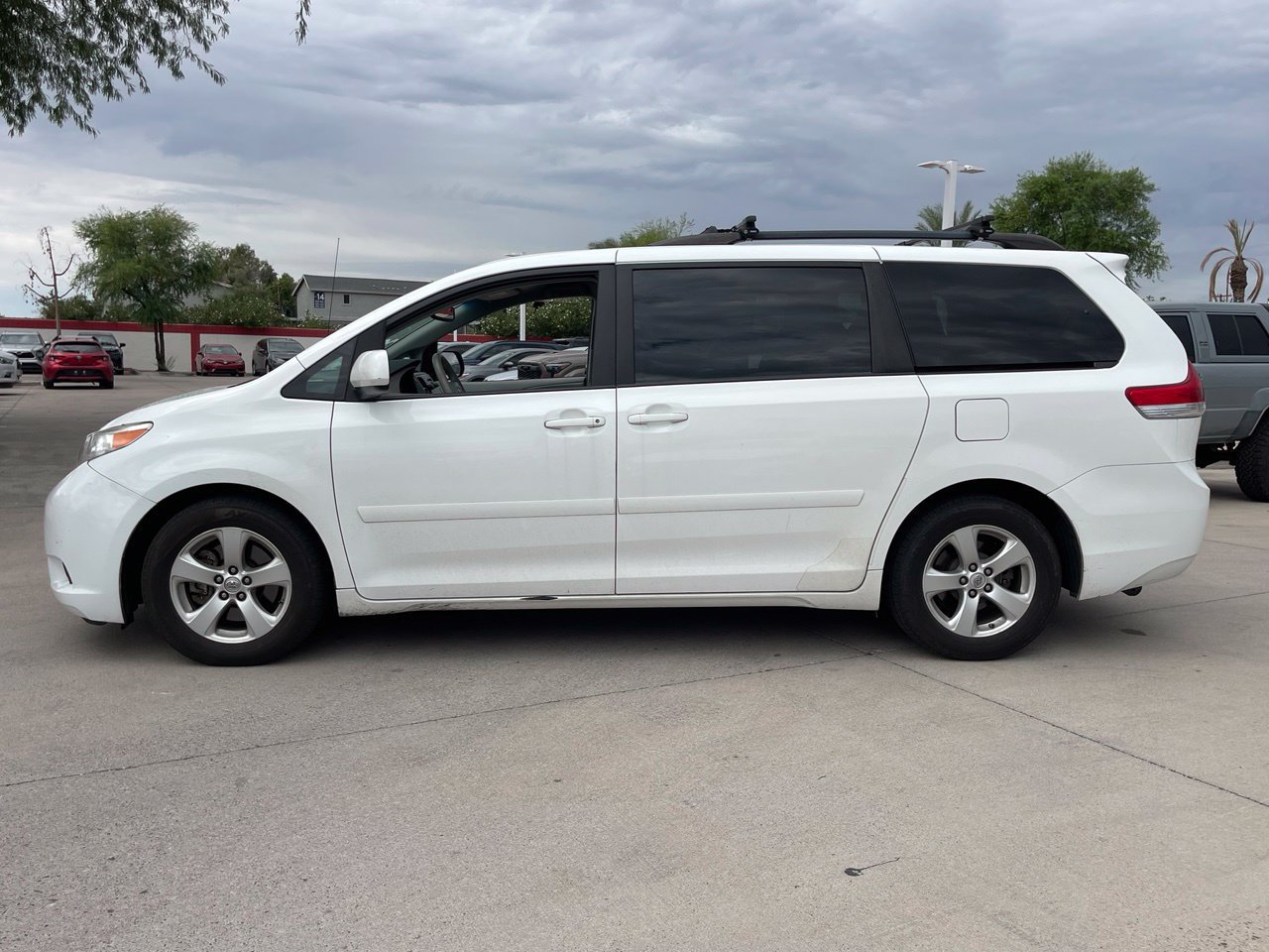 Used 2014 Toyota Sienna LE Van
