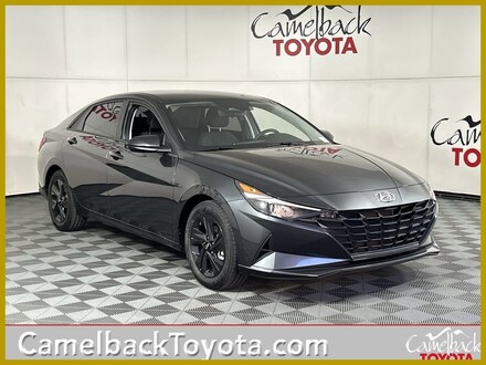 2023 Hyundai Elantra SEL Sedan