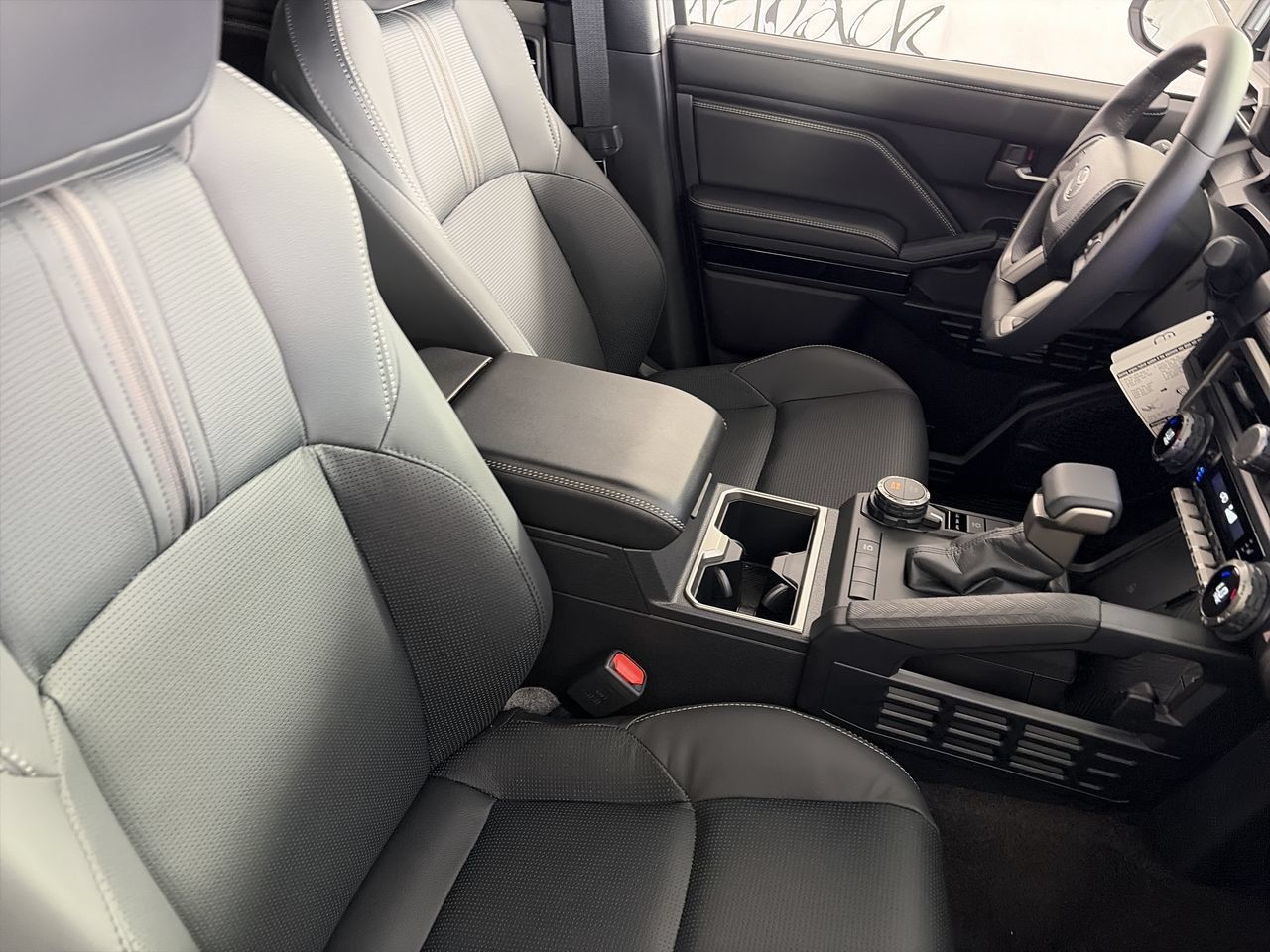 2026 Toyota 4Runner Limited - Photo 25