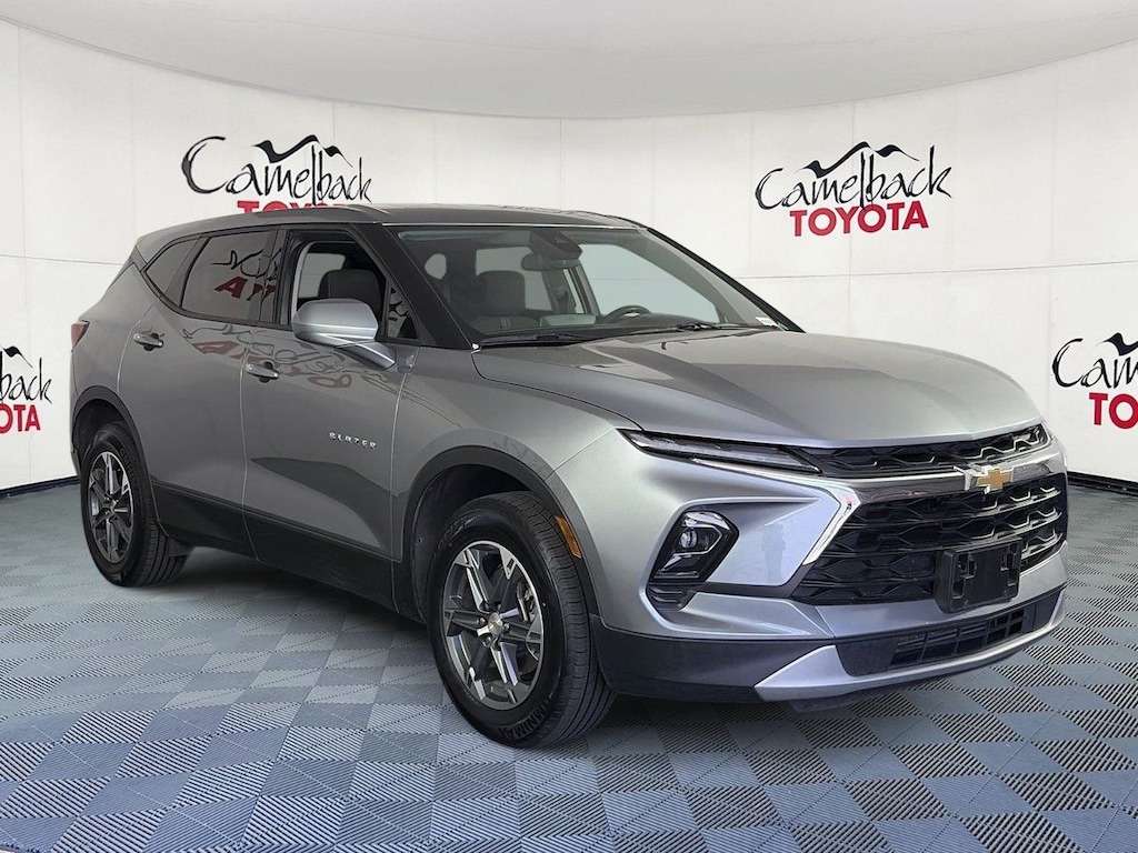 Used 2025 Chevrolet Blazer LT SUV