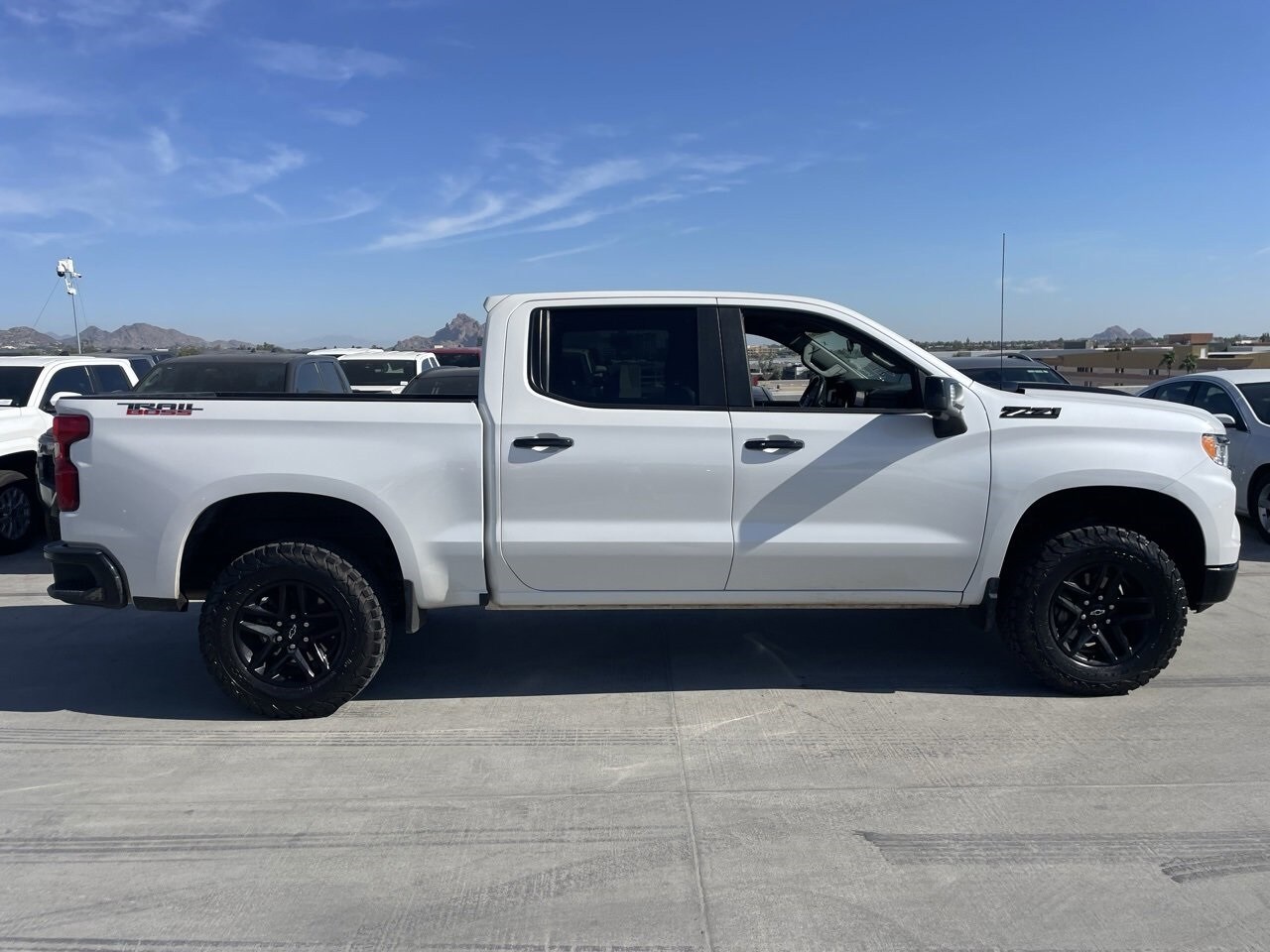 2023 Chevrolet Silverado 1500 LT Trail Boss photo 3