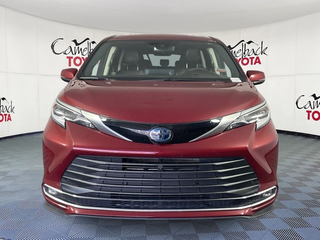 Certified 2023 Toyota Sienna Platinum Van Passenger Van