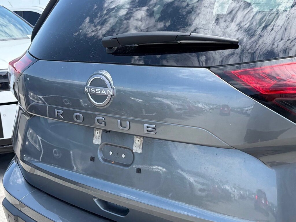 Used 2025 Nissan