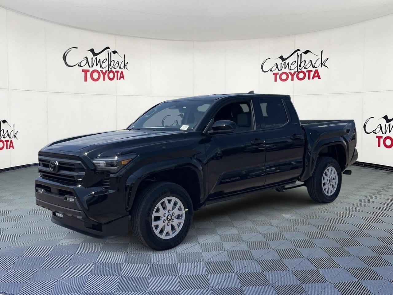 2025 Toyota Tacoma SR5 photo 2