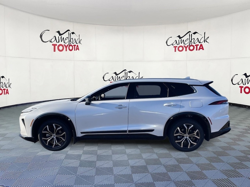 New 2026 Toyota Crown Signia XLE SUV