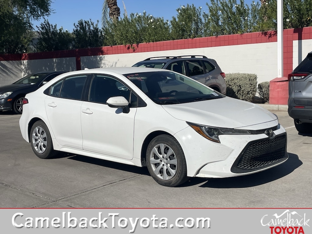 Used 2022 Toyota Corolla LE Sedan