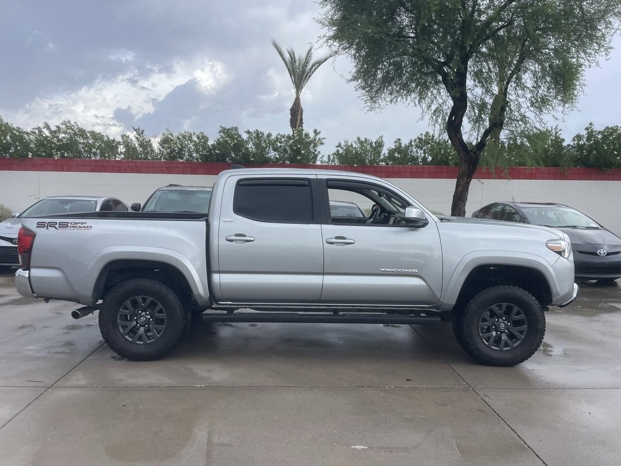 2023 Toyota Tacoma SR5 photo 3