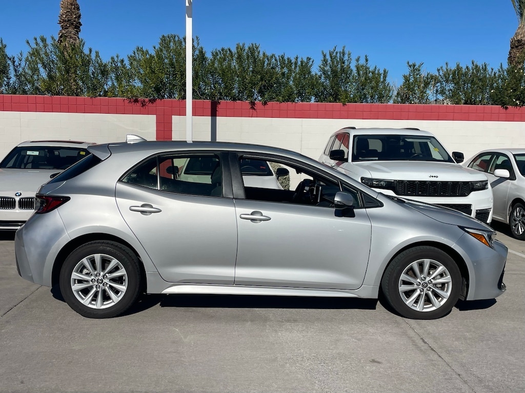 Certified 2025 Toyota Corolla Hatchback SE Hatchback