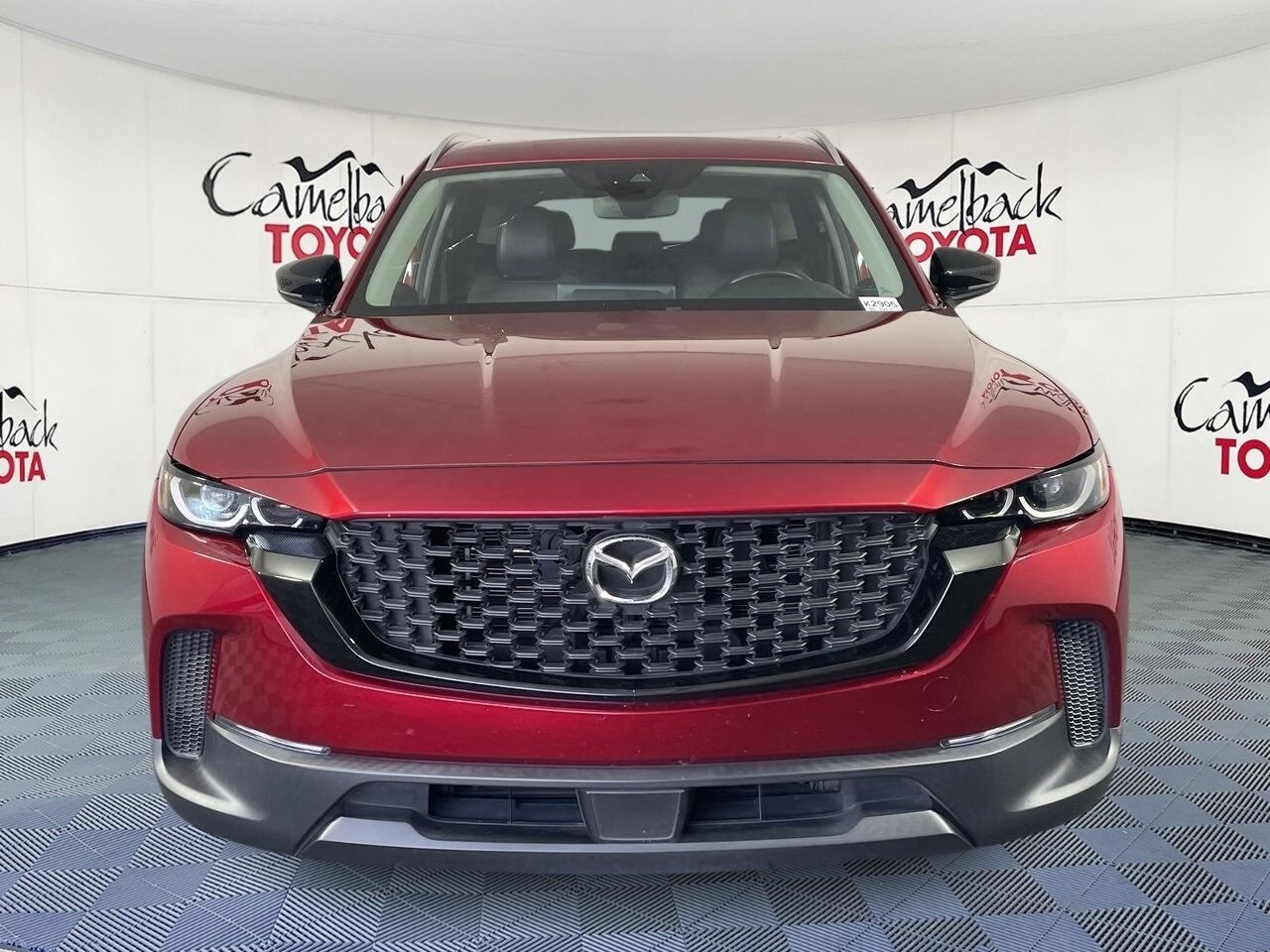2023 Mazda CX-50 2.5 Preferred Plus photo 2