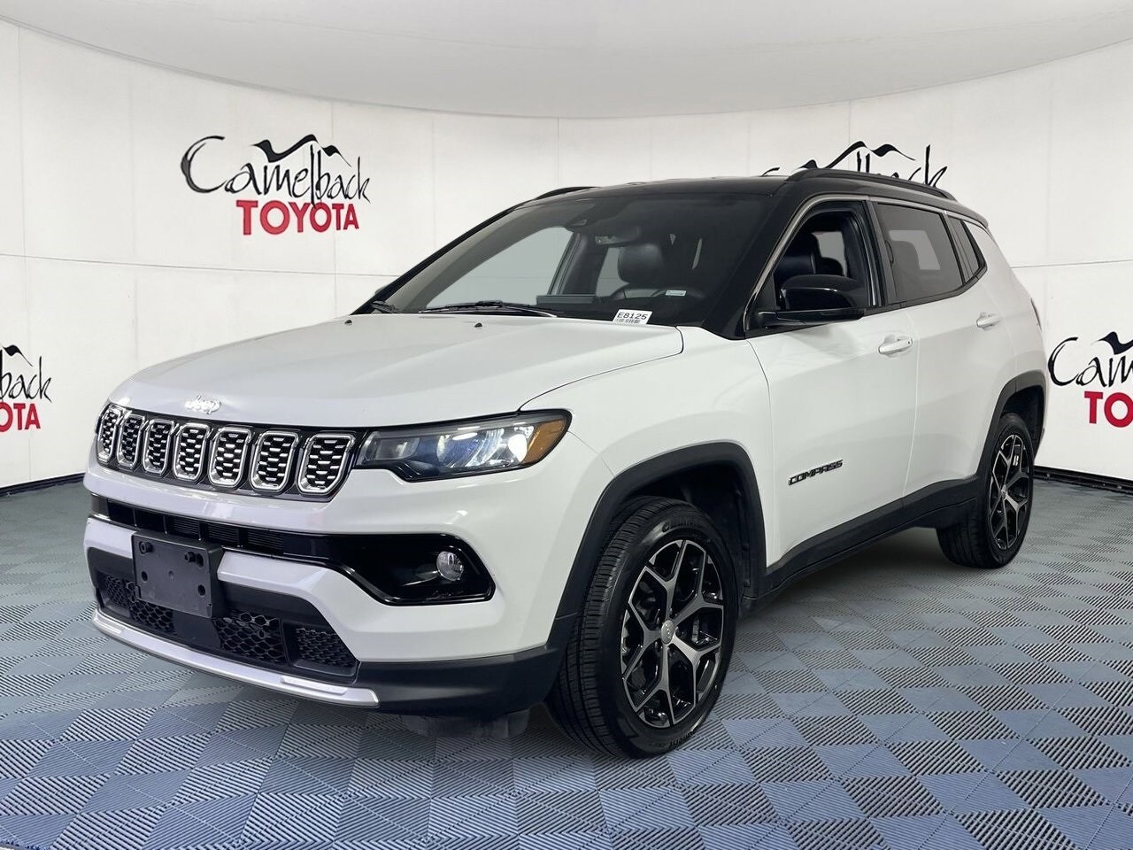 2024 Jeep Compass Limited photo 3