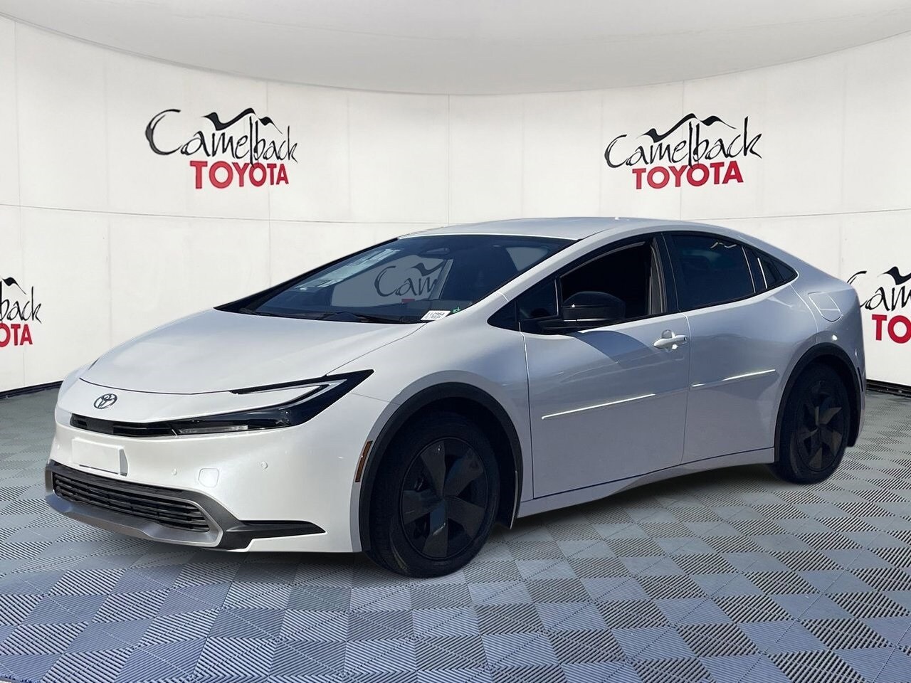 2026 Toyota Prius Plug-in Hybrid SE photo 4